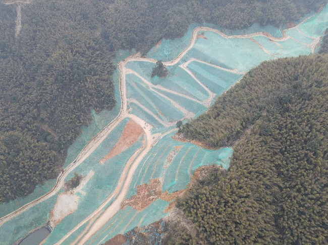 表土堆场及联络路